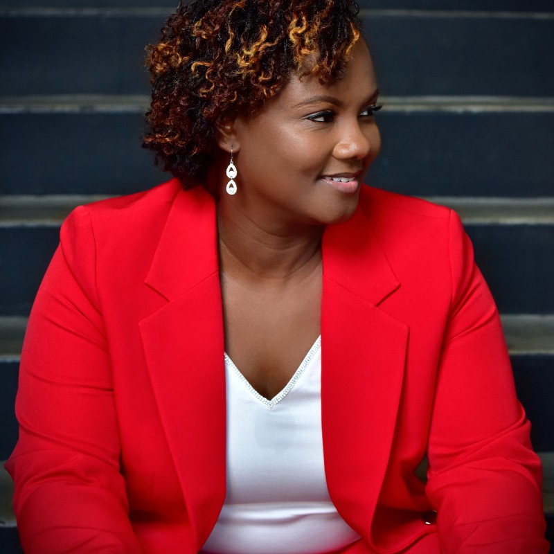 Julie Knight, Founder of Jewelled